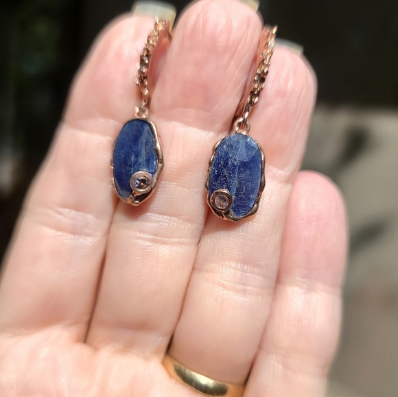 Sapphire & Amethyst Rosegold Earrings - Picture 7 of 11